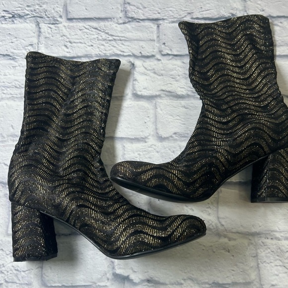 Chic by Lady Coutureny “Starlight” Black and Gold Women's Boots.Size42(10) NWOB. - Picture 5 of 10